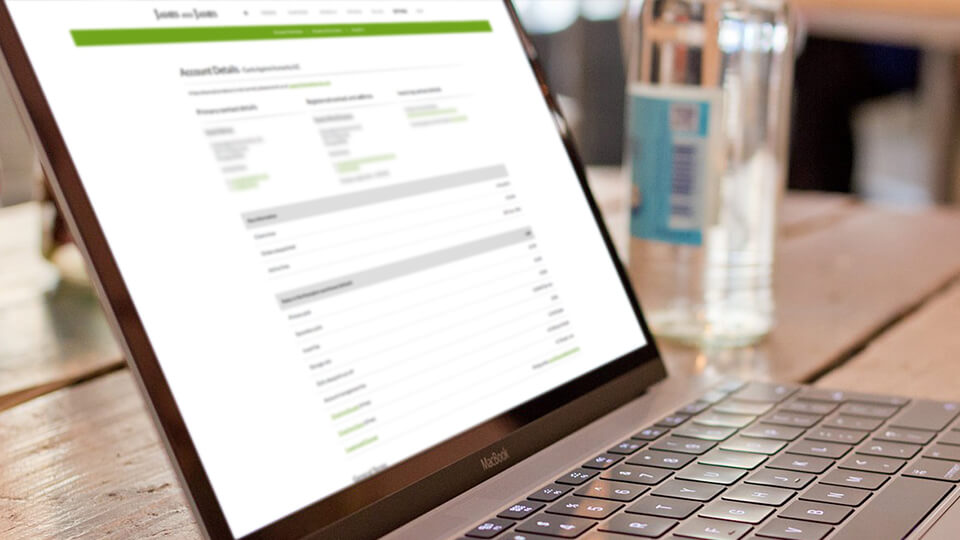 Order fulfilment software on a laptop to improve the eCommerce customer experience