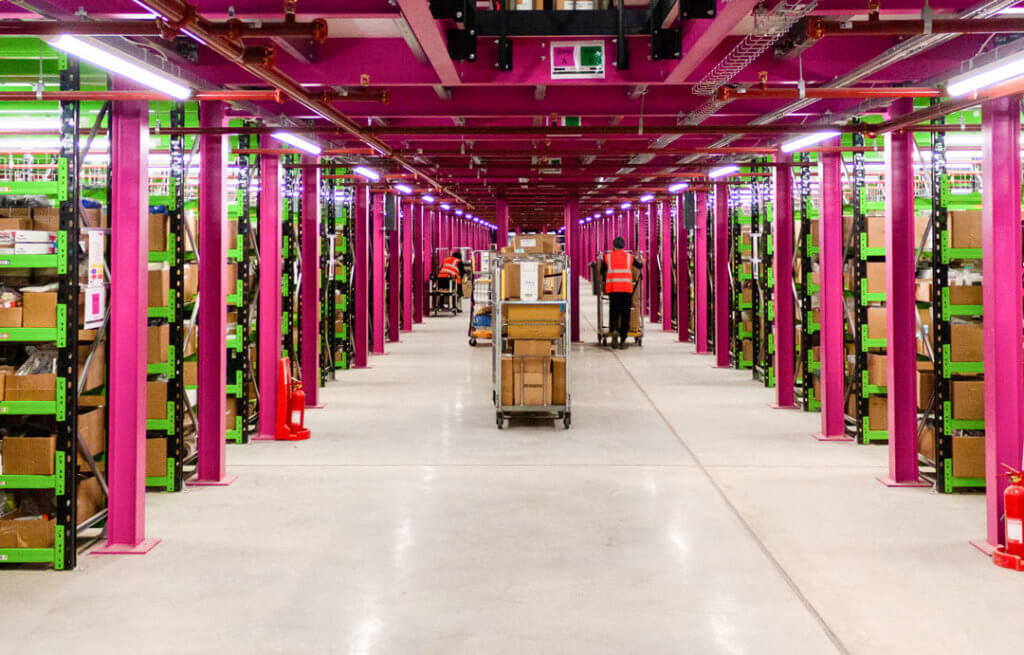 US fulfillment center 4 FC floor 1