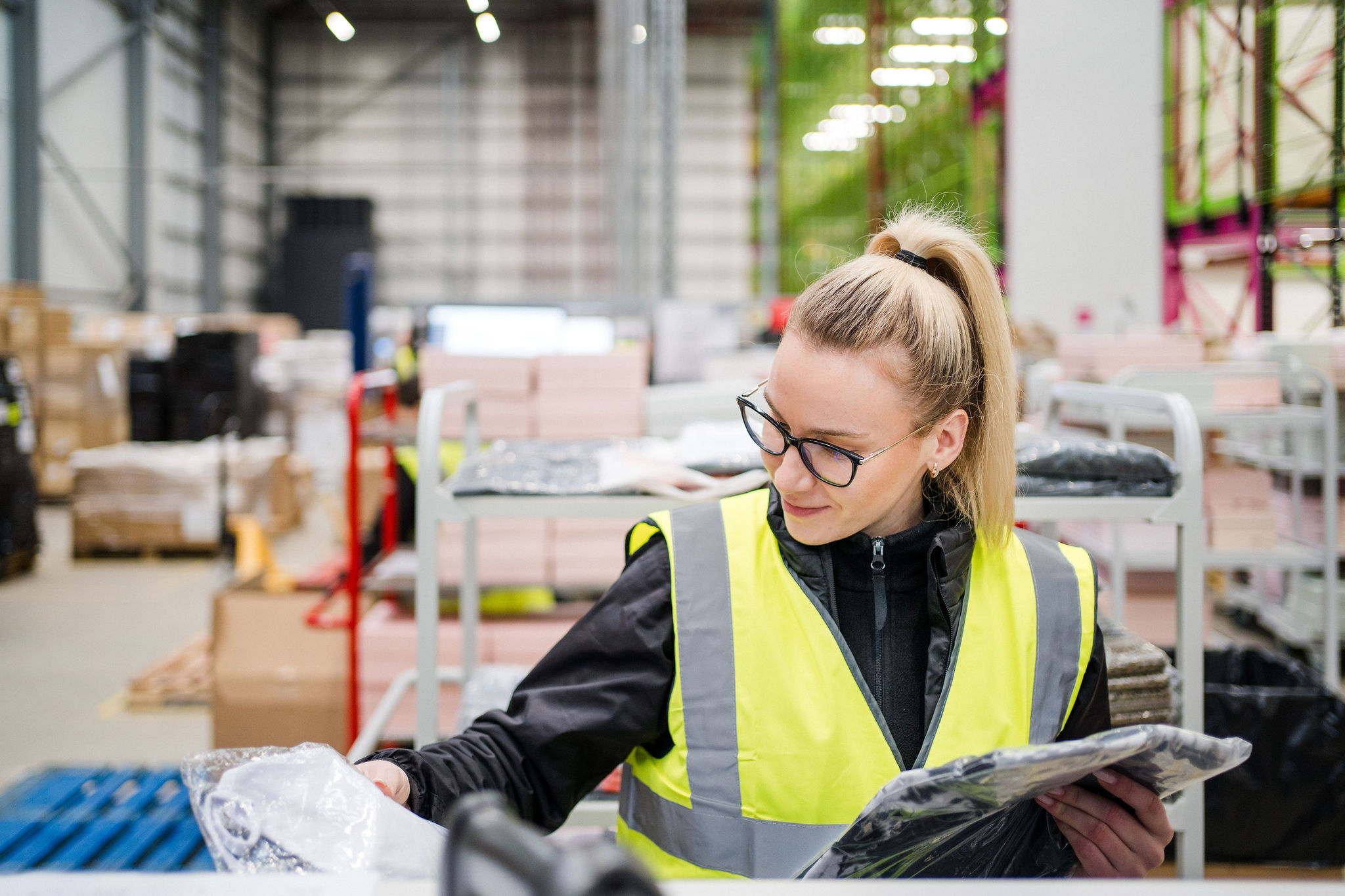 2023 11 15 JJ FulfilmentCentre 106 1