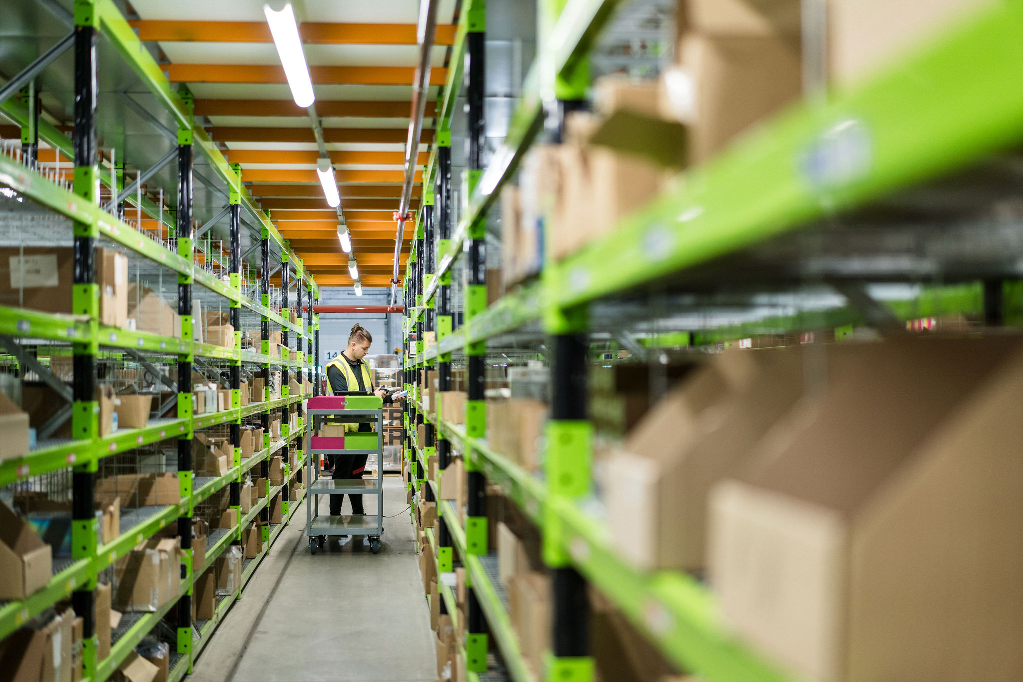 2023 11 15 JJ FulfilmentCentre 117